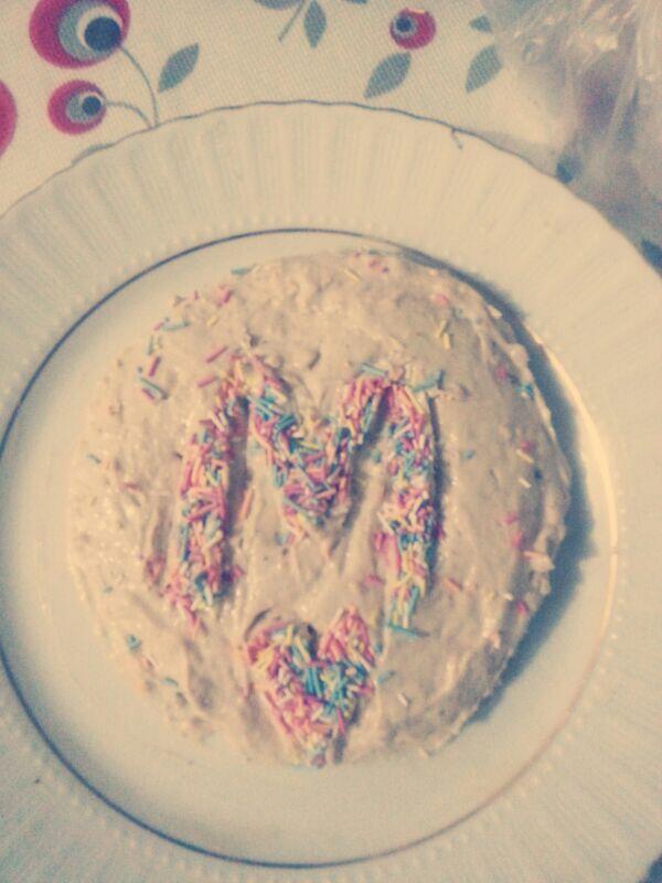 Aşkım bana muzlu parfe toplarida yaparmış :))
<a href="/ozzgeaktass/">Özge Aktaş</a> Cansın sen 💕