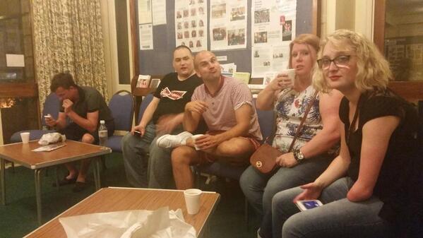 FensomeCarly's tweet photo. Rich and his new Bessie ' s in the church!! #random @richyevans19 @mandyevo1 http://t.co/2XrVS4SC4u