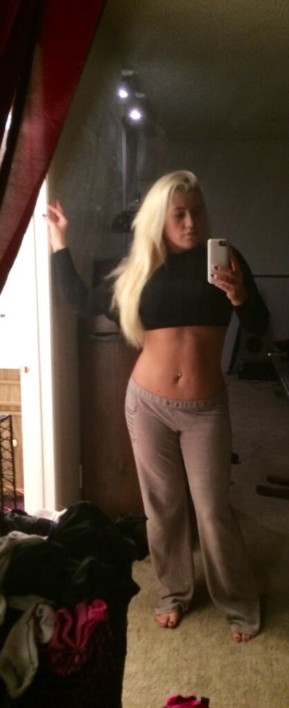 RT @nikkiphoenixxx:Dancing at @PalominoClubLV tonight! Come n hang out w/ @moxxiemaddron, n all the other sexy girls! http://t.co/P81dmgnu47