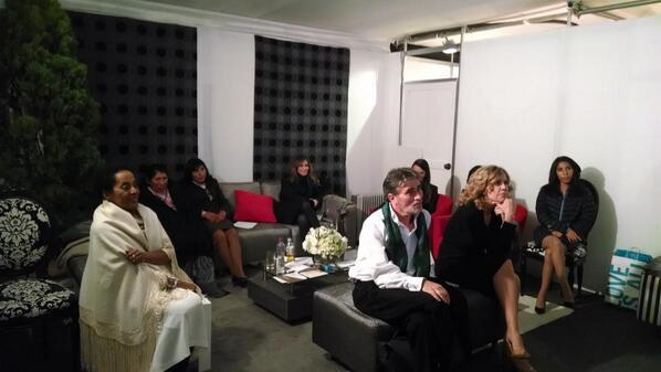 forocooperacion's tweet photo. @SusanaBacaTO @christinaberton #Senna y #AnaMariDodson aprendiendo desde el backstage de #FoCo14 #Peru http://t.co/bVNDUmXDpN