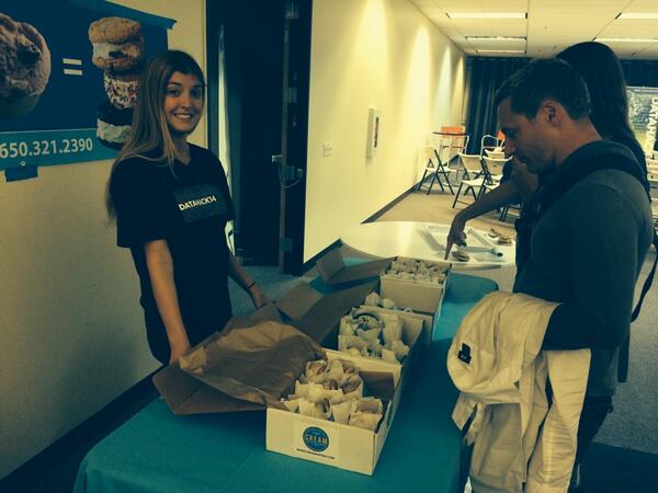 theonevalley's tweet photo. You should most definitely have one. @CREAMNATION @tata_comm #datahack14 http://t.co/ZmZ6r7XGoT