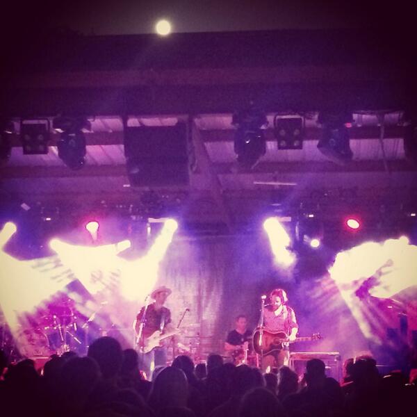 EasonDrums's tweet photo. Great night in the hill country with us and Gary Allan. http://t.co/zqFrBOEm5B