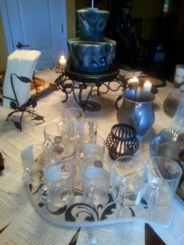 js_steampunk's tweet photo. My daughter's 18th birtday party http://t.co/fUlZD0CZEg