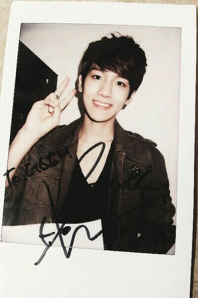 Exo_Soy's tweet photo. Jajsla maldito palilludo tan buenote :Q__
#Baekhyun ♥ http://t.co/KQXWmEyFTE