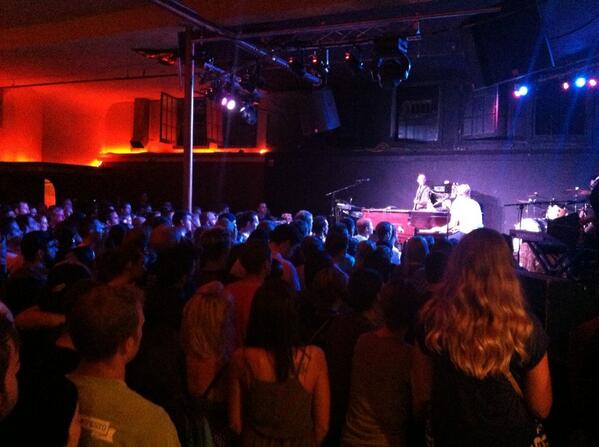 thebobbyvaughn's tweet image. First show on the Andrew McMahon tour! #merching #teching