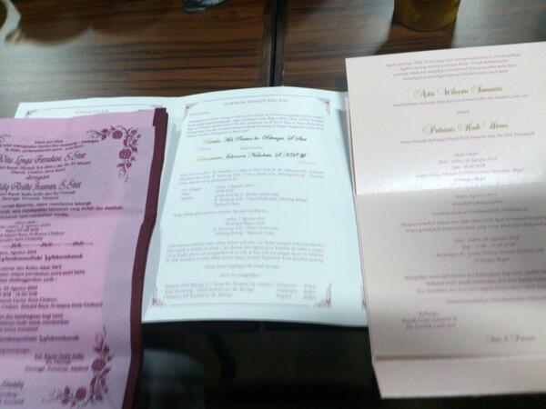 Bukber <a href="/STK46IPB/">Statistika IPB 2009</a> 12/07/14 sekaligus sebar 3 undangan nikah. Ga nyangka gue udh di umur dimana org2 nikah. OMG!
