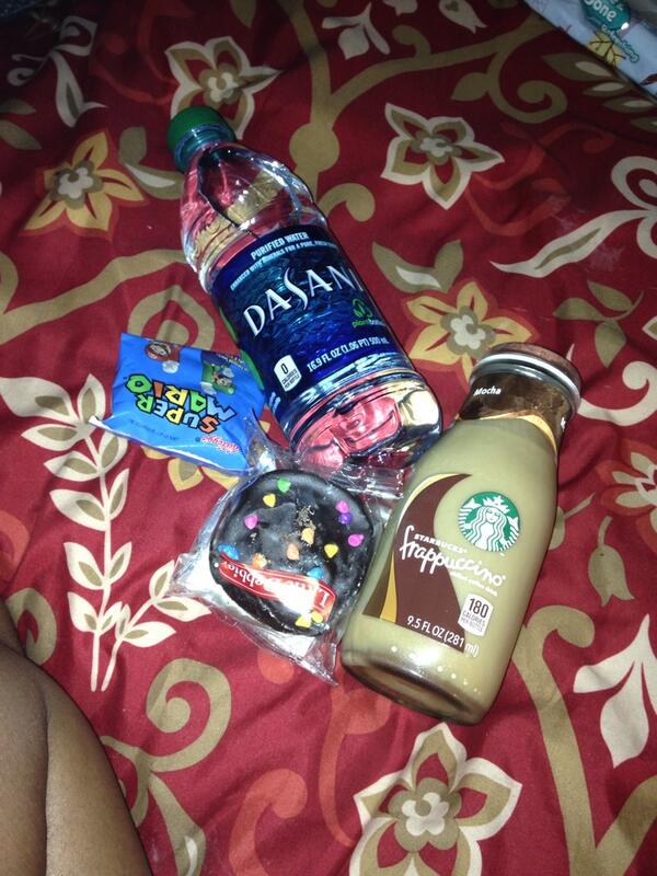 Had a great night on <a href="/MyFreeCams/">MyFreeCams.com 🌴💚</a> but <a href="/chaturbate/">Chaturbate.com</a> was slow snack time then bed