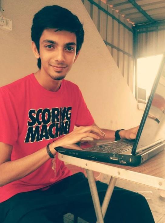 #AnirudhLive Want to ask Anirudh questions ? Go to his Facebook page, and ask him. facebook.com/anirudhofficial
