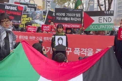 HekimlerGazzeye's tweet image. Cezayir, İspanya ve Güney Kore, Gazze&apos;deki ölümlerin durması için çağrı yaptı. 

#GazaUnderAttack #GazzedeKatliamVar