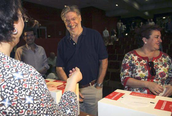Mariaperezpere's tweet photo. @japtapias @Arg_Socialistas 
#VotaTapias http://t.co/HBbT7gMxL0