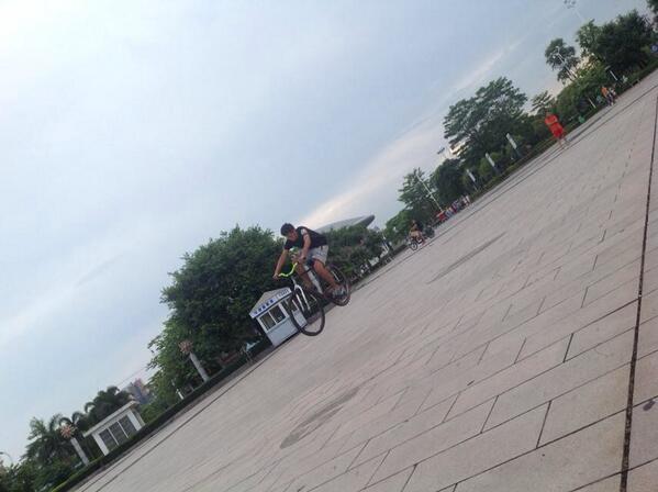 21zhang_'s tweet image. @fixedgearbikes