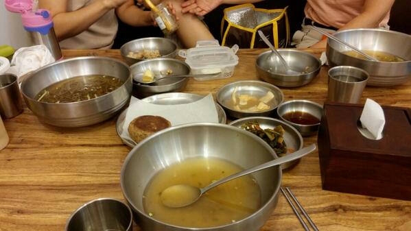 OptionHong's tweet image. 평양식 심심한 냉면 한사발 하러 왔습니다 ㅋㅋ (@ 옥천랭면) 4sq.com/1qUSMuV