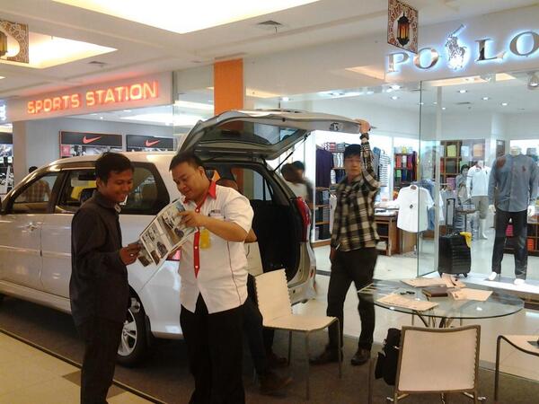 Auto2000TAAPLG's tweet image. Kunjungi display show #NewAvanzaVeloz kita di lt. 1 @pimlifestyle dpn Sport Station dan dapatkan penawaran menarik