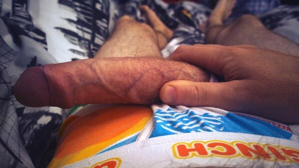 jarad_jones's tweet photo. Morning @BigDickSociety @CocksDaily @BoysinBoxers http://t.co/OI5JqvSwTl