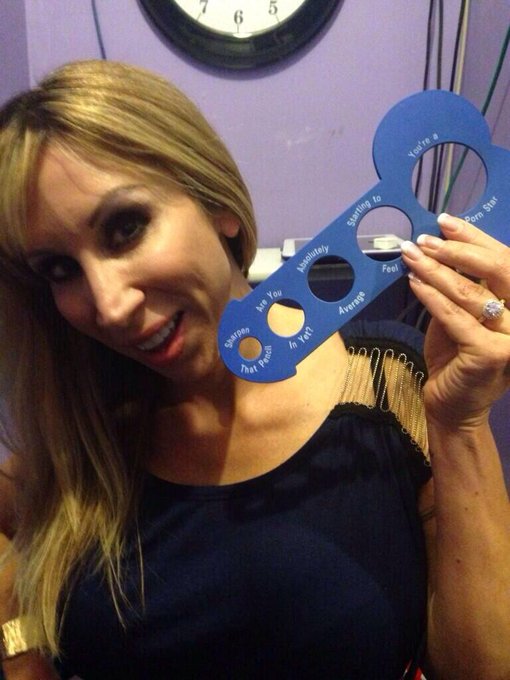 How big are you?? http://t.co/cl8EZjLE3i