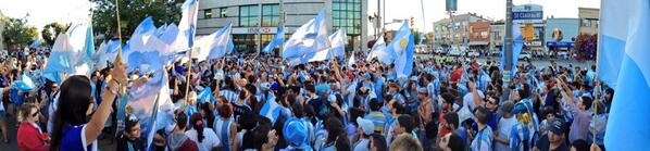 Min90TO's tweet photo. Best Toronto Spots to Watch the #ARG vs. #GER Final: 

ARGENTINA FANS WILL BE AT ST CLAIR WEST &amp; VIA ITALIA! http://t.co/49DGXgK8so