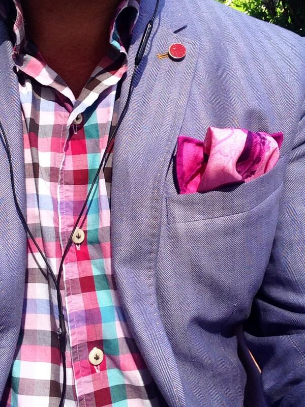 A great piece on #pocketsquares in the WSJ. The square is going mainstream  online.wsj.com/articles/pocke…