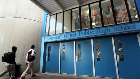 MindShiftKQED's tweet image. Film shows why tapping into students’ passions to drive their learning works #edchat ow.ly/z4h2O