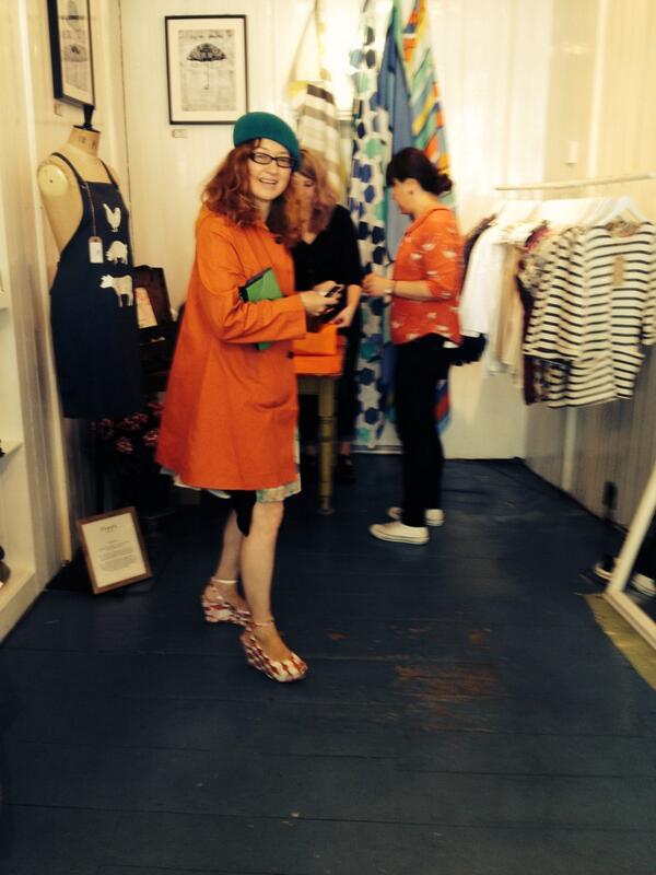 taragh's tweet photo. Pop in pop up shopping @fleetlondon with @MartinaBohn http://t.co/T1Qg2JT1GG