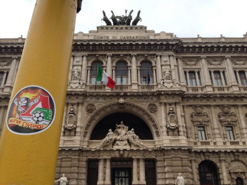 BsbCzm8CAAE_iWJ.jpg:large