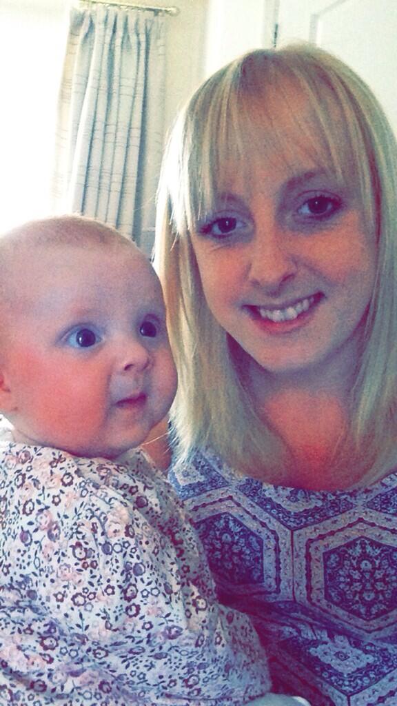 Bethan_94's tweet photo. @Just4tinypeople me and my girls selfie!! http://t.co/iFYVEyph4Y