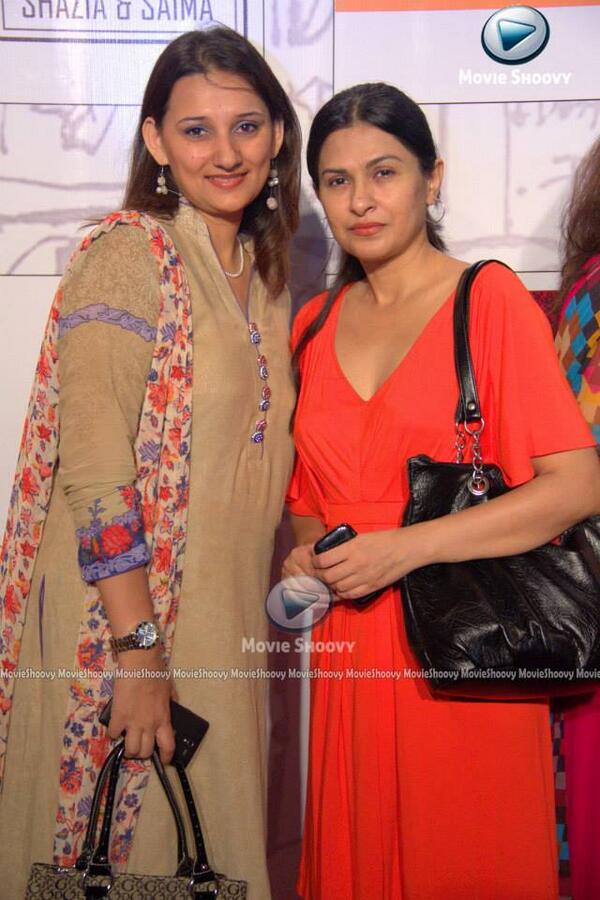 MovieShoovy's tweet image. spotted @uzmaalkarim at #eidbazaar