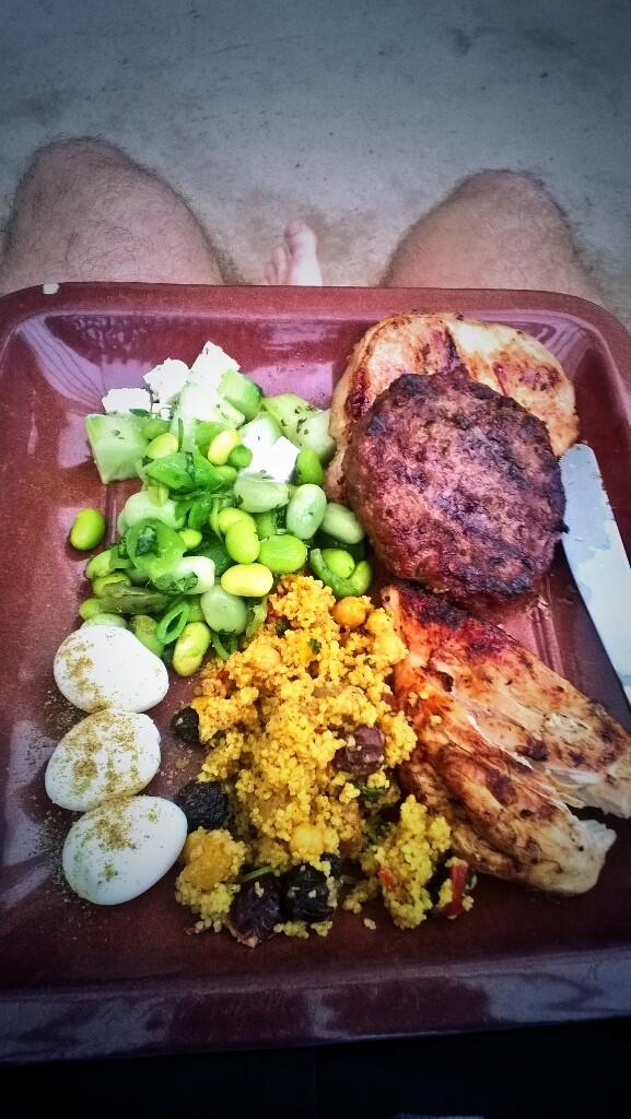 LukeDiTrana's tweet photo. Mum and dads BBQ's are the one! 👌 http://t.co/zoTN53tF1r