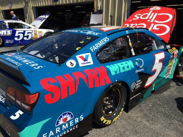 SharkWeek's tweet photo. #KingOfSummer &amp; King of the Race Track! Wish @KaseyKahne good luck in the #SharkWeek @GreatClips @NASCAR race today http://t.co/ePqDFiZDFQ