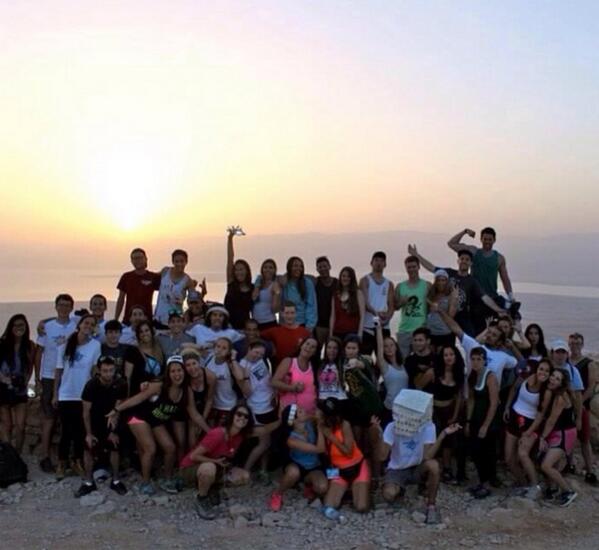 IsraelOutdoors's tweet photo. #Bus381 has finished their #Taglit journey w/ #IsraelOutdoors but they’ll always have Masada! Pic via @HarleyKoblentz http://t.co/wA8jMuAV1X