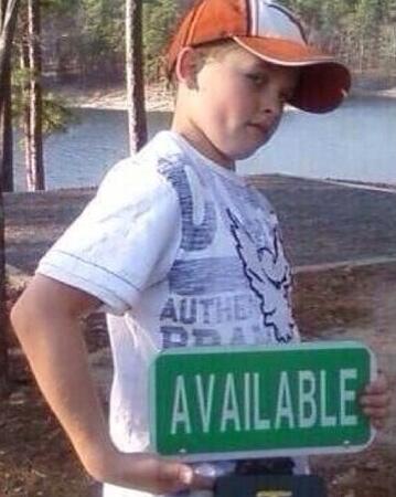 AleeshaGrieve's tweet photo. @tyleroakley
are you...

 #AskTylerAnything http://t.co/BysEnXnTL4