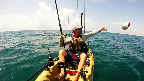 YakFishTV's tweet image. YFTV's @YAKnAGGIE says big bait = big fish. After seeing a 10ft tiger shark, he threw out this 4lb hunk of stingray.