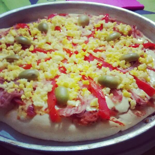gerurteaga's tweet photo. Anoche la patrona me hizo de comer @CynBrignone http://t.co/5lbcfpxhvd