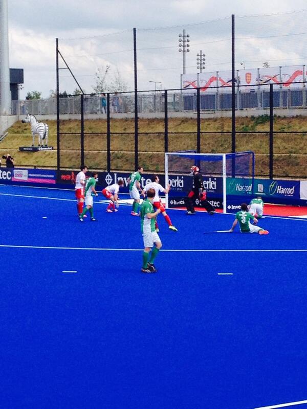 Colley_James's tweet photo. @EnglandHockey #InvestecHockey before, during &amp; after well done lads that's how you take the lead! Keeps had no idea! http://t.co/2apeicq1Wg