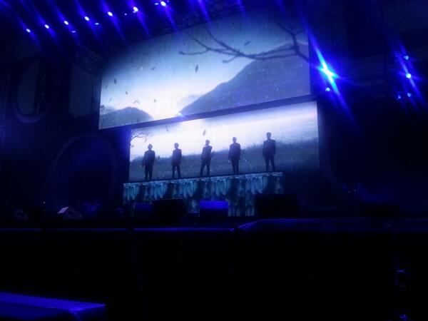 iamkimsocool's tweet photo. #god 15주년 콘써트:)
스트레스 쌓였던거 간만에 방방뛰며 풀고왔다.
잼나 잼나~ http://t.co/EIekC0yASE