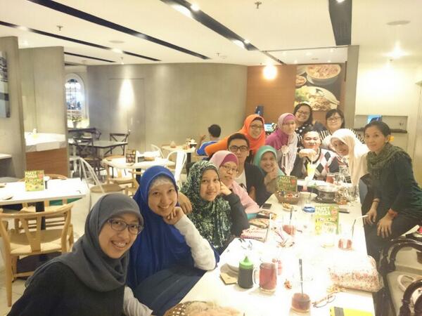 Atie64's tweet photo. @phietcha @oewie29 (2/2) http://t.co/fu4axkwmu7