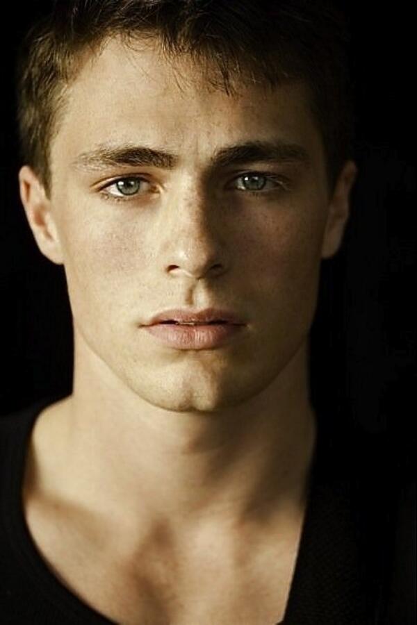 Nicolecroce16's tweet photo. #HappyBirthdayColtonHaynes #TeenWolf #Arrow http://t.co/f4BGsPpefe