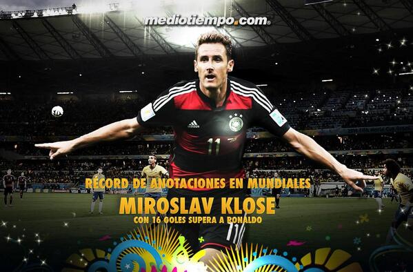 mediotiempo's tweet photo. ¡Gracias Miroslav Klose! http://t.co/IQWy7pOITr http://t.co/9VcqhmlWGx