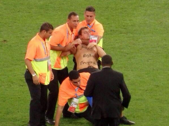 FaZeApex's tweet image. Hahahaha