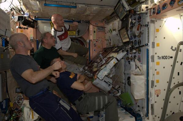 ¡Hasta desde el espacio se sigue la final del Mundial! cnn.it/W0AcpK #CNNBrasil2014 #ARGvsGER