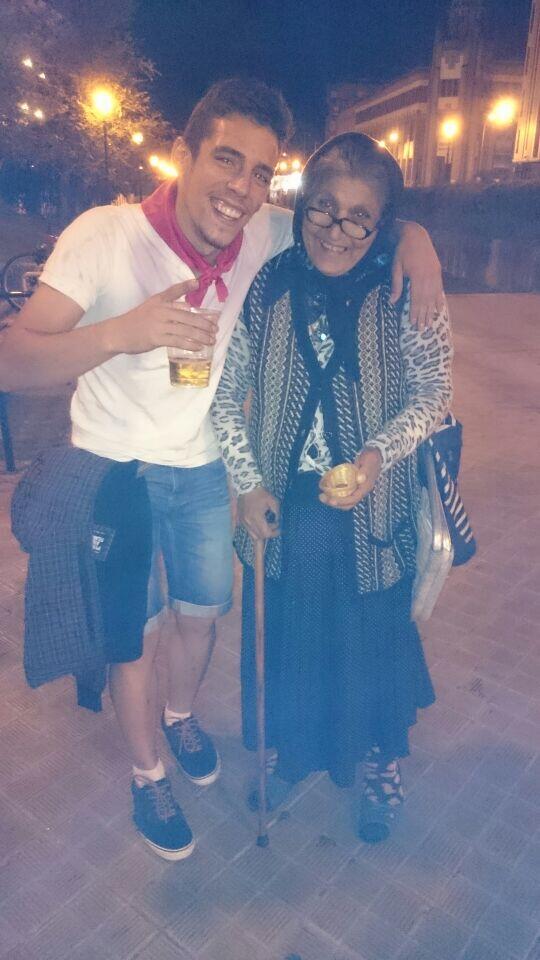 FiguFg's tweet photo. @Abelrojas16 primer año q viene, espero que no sea l último. #crack #SanFermin2014 http://t.co/fc2fBVFSNB