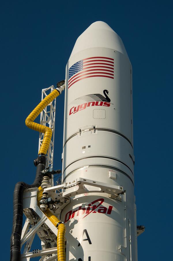 NASAWallops's tweet photo. Launch team 'go' for final countdown. We're 11 mins to launch of #Orb2. Watch: http://t.co/Dm9qWCV3CB http://t.co/pQB4zyIPCC