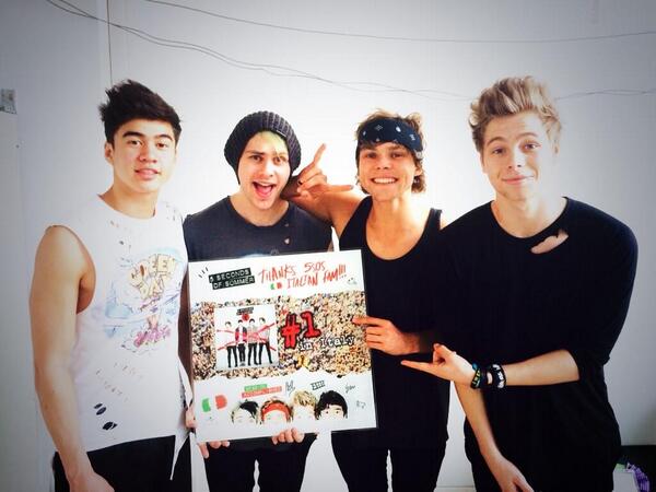 5secondsof3's tweet image. I love them &amp;lt;3