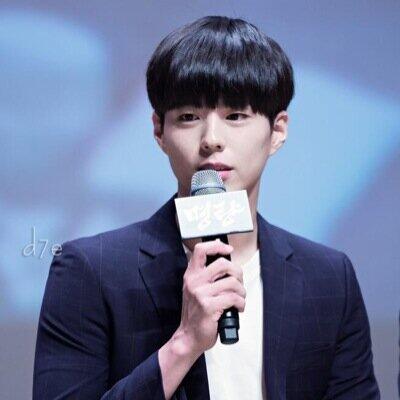 BogummyTH's tweet photo. [!] @BOGUMMY change display http://t.co/Pai8PBjNre
