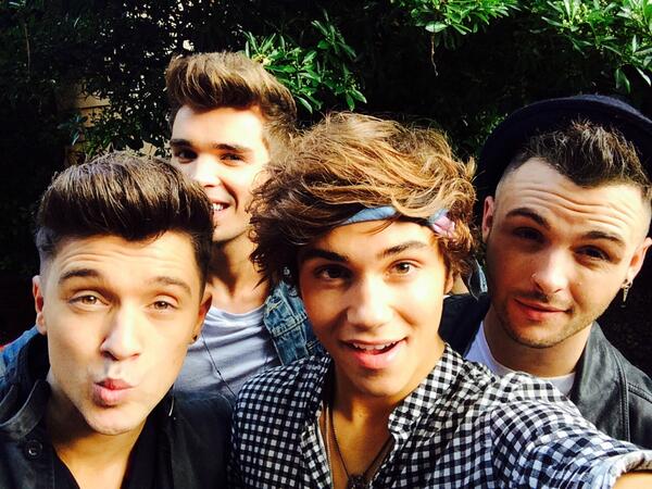 UnionJworld's tweet image. We can't wait for you guys to see the video! Today's been soooo much fun! #TonightUJVideoShoot smarturl.it/TWLFiTunes?iqi…