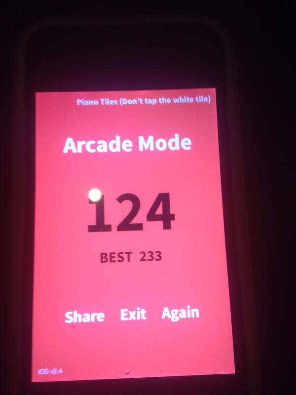 jake_taggart's tweet photo. Beat my sister's high score on my first time ever touching the game #gomlbitch http://t.co/c5eC2OROTg