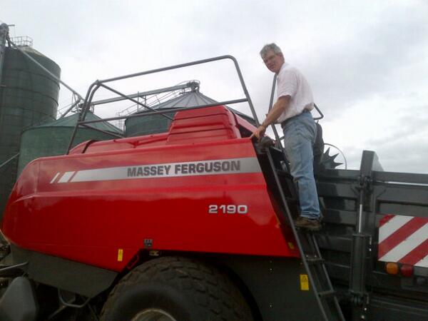 dairyfarmertim's tweet photo. Its my birthday no one will be bailing me out #newbailer #parteypartey http://t.co/pxRWtVAUvR