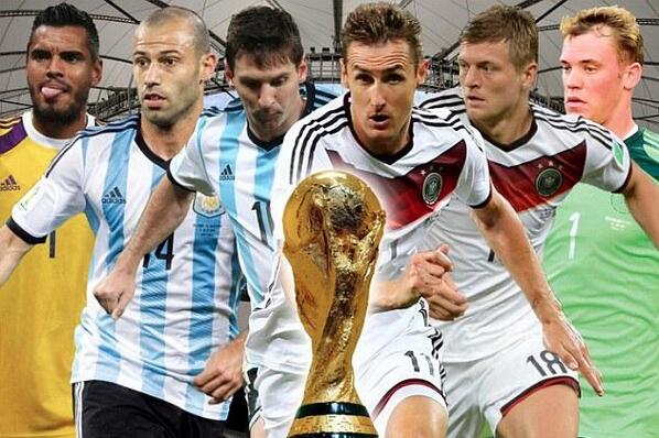 توقعاتكم لنهائي كأس العالم 
#WorldCup
ريتيوت #ARG 
مفضلة #GRM