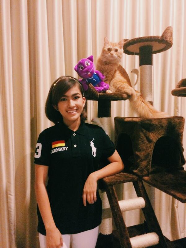 elfira_loy's tweet photo. #GermanyHasMySupport http://t.co/rikfTJkn04