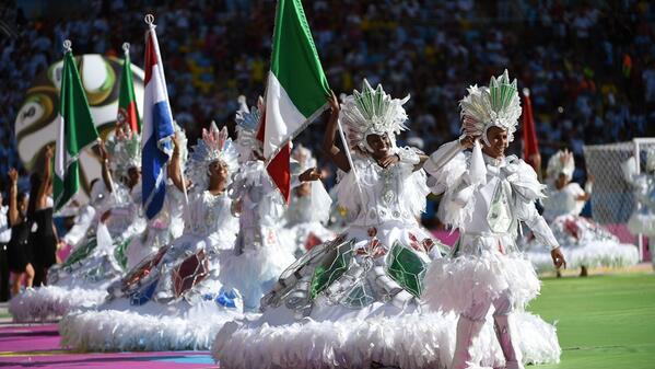 RT <a href="/FIFAWorldCup/">FIFA World Cup</a>: CLOSING CEREMONY: A world of colours &amp; stars were on show in the Maracana #WorldCup #GERARG