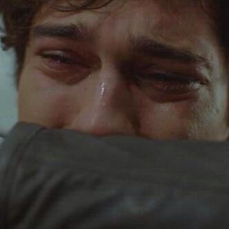 ham_424's tweet photo. ~

يشبه رحيلكَ جرح غنااه موال !
خيم على ليل المدينه حنينه ..
حتى صبآح الخير ما عاد تنقال !
او بالاصح تنقال لكن حزينه http://t.co/FvpRrmT4fK